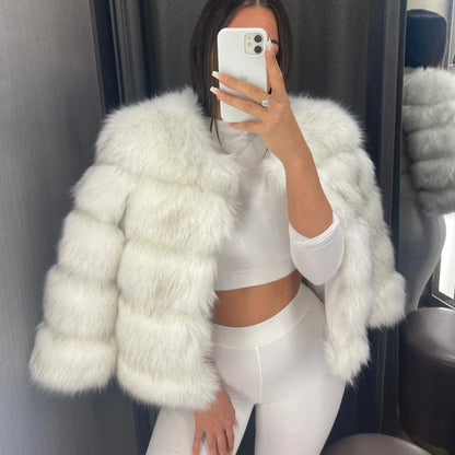 Aurie | Women’s Luxurious Faux Fur Coat