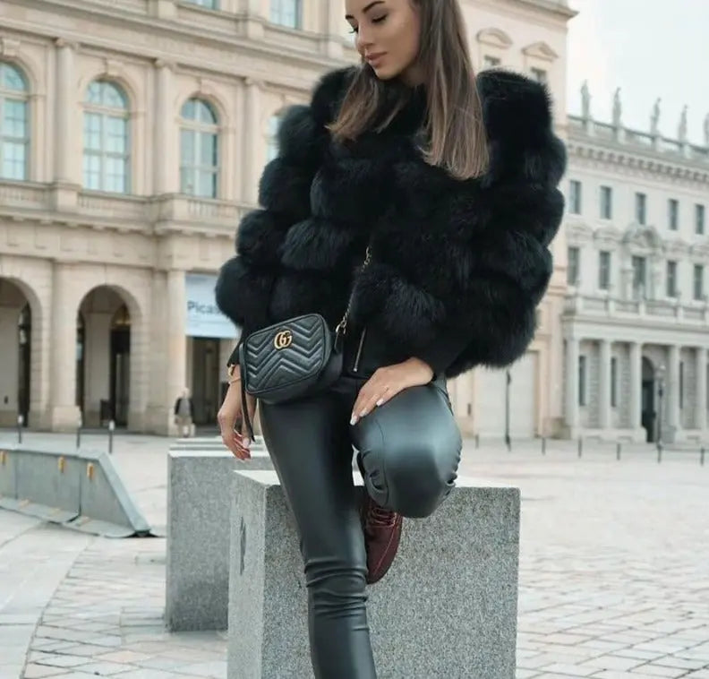 Aurie | Women’s Luxurious Faux Fur Coat