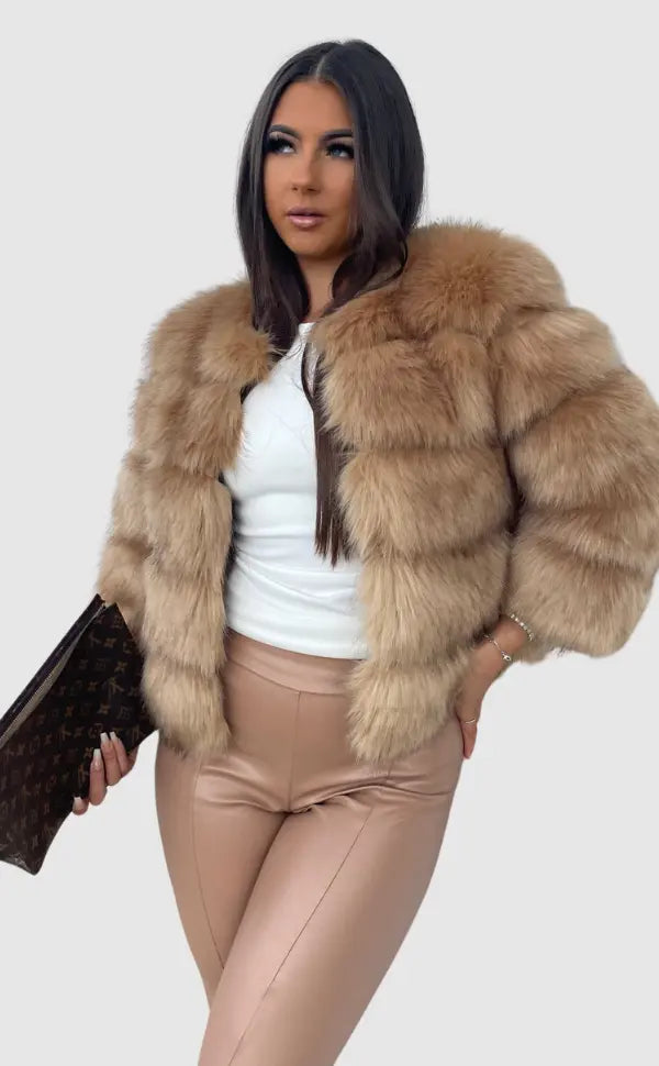 Aurie | Women’s Luxurious Faux Fur Coat