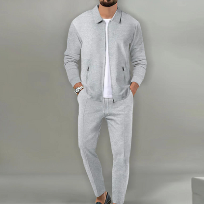June | Men’s Essential Modern Tracksuit